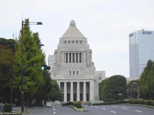 SNS広告も違法に！オンラインカジノ規制法成立で業界に激震